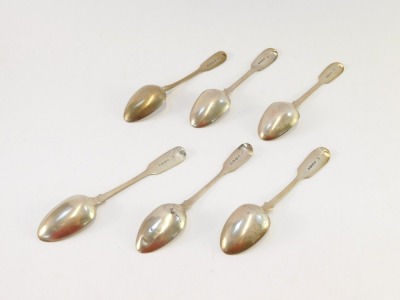 Six silver Fiddle pattern teaspoons, four bearing initials GH, London 1845, and two initialled H, London 1830, 4¾oz. - 3