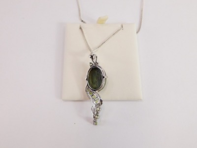 A Shipton & Co green opal pendant, in silver mount on silver chain, boxed. - 3