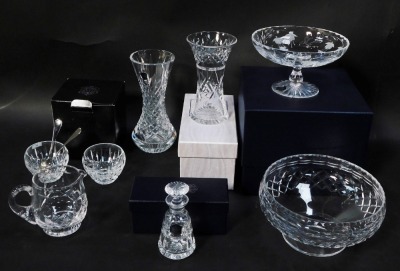 A group of Stuart Crystal, to include etched glass bowl, two vases, side bowls, perfume bottle and stopper (boxed), etc. (some boxed) (8)