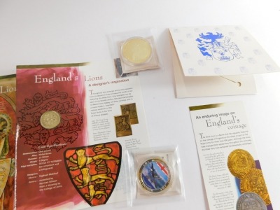 A group of Royal Mint silver and other collectors coins, to include one pound coin for England 1997, in presentation folder, the British military aircraft proof coin, the remembrance proof coin, a Sir Winston Churchill proof coin, the 2012 five pound silv - 3