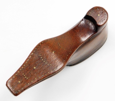 A 19thC treen and pique snuff box, in the form of the shoe, the sliding top inscribed 'Love,' 12cm wide. - 3