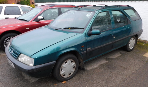 A Citroen ZX, reg.N84 CHL, diesel, green, last known mileage 42,258 miles, last MOT expired May 2018, V5 present.