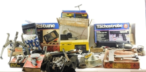 Various automobilia parts, two sets of Gunsons test tunes, a Volts calibrator meter, AA car badge, jack, motoring spanners, electro test metre, etc. (a quantity)