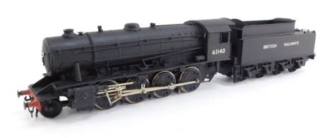 A kit built OO gauge WD Austerity Class locomotive, BR black livery, 2-8-0, 63140.