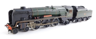 A Wrenn OO gauge West Country Class locomotive 'Eddystone', BR lined green, late emblem, 4-6-2, 34028.