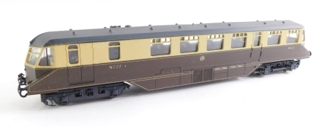 A Lima OO gauge GWR Railcar No 22, GWR chocolate and cream livery.