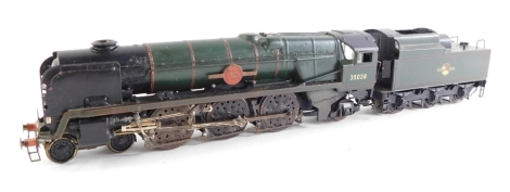 A kit built OO gauge rebuilt Merchant Navy Class locomotive 'Clan Line', BR lined green livery, late emblem, 2-6-2, 35028.