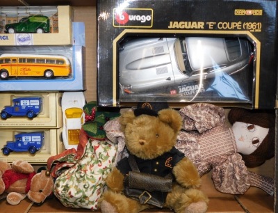 Vehicles and toys, a Burago Jaguar E Coupe 1961, two Days Gone By models, a Corgi Maidstone District van, teddy bear, knitted doll, etc. (1 box)