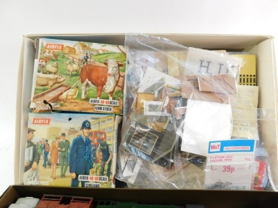 A group of Airfix models, partial builds, etc., to include Airfix civilians, Airfix farm stock, building cardboard cut outs, scenic accessories, etc. (1 box) - 2