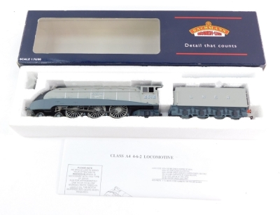 A Bachmann 00 gauge Gresley class A4 locomotive 'Silver Fox', 2512, LNER silver grey livery, 4-6-2, 31-952A