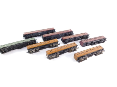 OO gauge coaches, some kit built, including LNER teak coaches, parcel van and LMS coaches. (1 tray) - 3