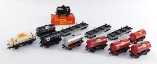 OO gauge rolling stock, Esso and Shell tankers, three flat bed carriages, Tri-ang fuel wagon, etc. (1 box)