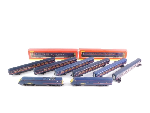 Hornby OO gauge class 91 HST, LNER livery, including power car, dummy car, and eight Route of The Flying Scotsman MKII coaches. (1 tray)