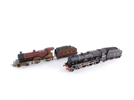 Hornby and Airfix OO gauge locomotives, comprising a Johnson Compound Class locomotive, 10' in LMS red 4-4-0 and a Royal Scot class locomotive 'Royal Scot's Fusileers' in LMS lined black, 4-6-0. (2)