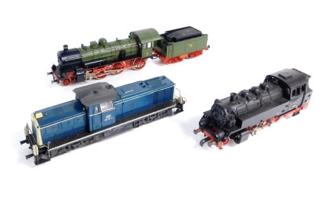 Roco HO gauge locomotives, including a 2-6-2 Deutsche Bundesbahn locomotive, diesel Deutsche Bundesbahn, etc. (3)