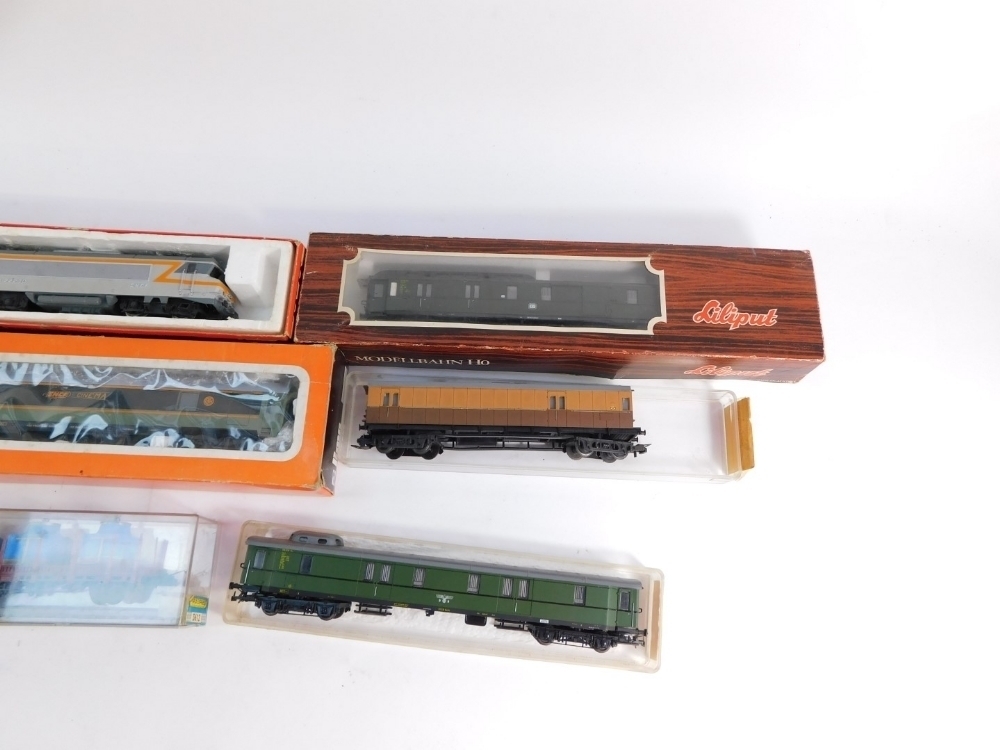 Jouef Lilliput And Other Ho Gauge Locomotive And Coaches Including