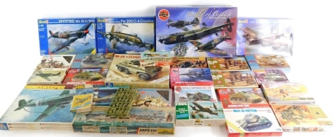 A group of model aircraft kits, to include Avia B30, Revel Fiat G55, Revel Avro Lancaster, Airfix 600, Revel Focke-Wulf, Airfix Bofors gun and tractor, and others, some incomplete. (1 box)