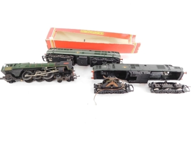 A group of Hornby Railways OO gauge locomotives, to include Standard Class 'Britannia', and two coaches. (AF) - 2