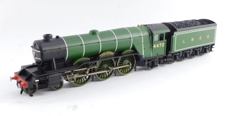 A Hornby OO gauge 'Flying Scotsman' locomotive, LNER green livery, 4-6-2, 4472.