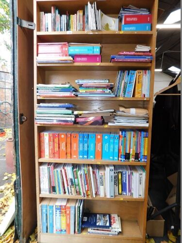 Railway books and timetables, to include Eastern Mainlines., Lost Lines., National Rail Timetables and assorted books on locomotives. (7 shelves)