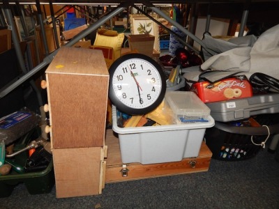 Various tools and effects, drill bits, paint brushes, tape measures, watering cans, wall clocks, tool chest set, etc. (all under 1 table)