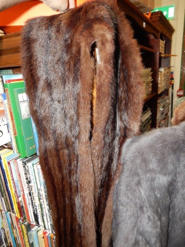 A brown fur stole.