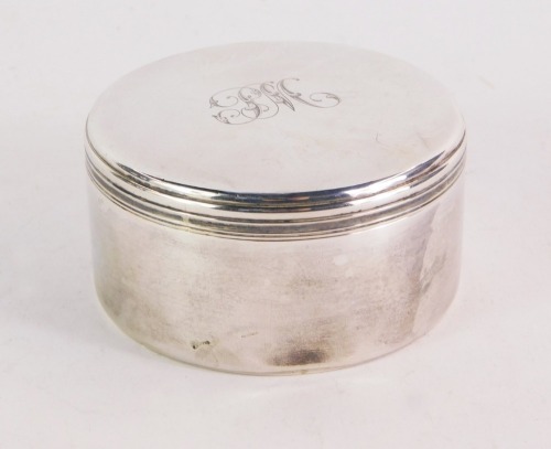 A silver circular box and cover, monogram engraved, 84 zolotniki, bears maker's mark, St Petersburg, 4¼oz.