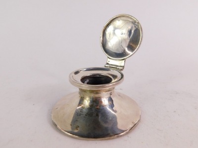 A George VI loaded silver capstan inkwell, of capstan form on a wooden base, London 1937, 4¼oz. - 2