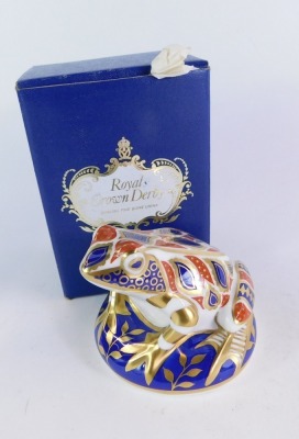 A Royal Crown Derby frog paperweight, seated on blue ground, silvered stopper, 9cm high, boxed. - 6