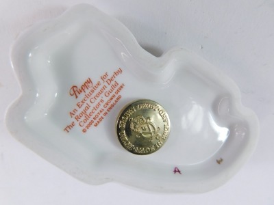 A Royal Crown Derby Puppy paperweight, Collector's Guild 2000, gold stopper, 9cm wide. - 4