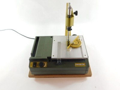 A Proxxon variable speed electric fret saw, type D5 230/E. - 2
