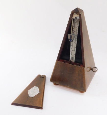 A French Maelzel Paquet beech cased metronome, 22cm high.