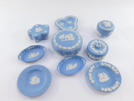 A group of Wedgwood blue Jasperware, to include pin dishes, trinket boxes, etc. (1 tray)