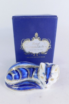 A Royal Crown Derby blue fox paperweight, lacking stopper, 10cm wide, boxed. - 3