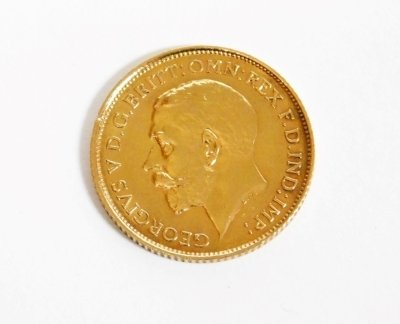 A George V half gold sovereign, dated 1916. - 2