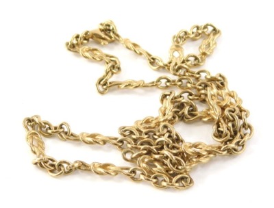 A fancy link neck chain, with ship's knot and curb link detailing, 62cm long, 25.3g.