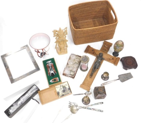 Various bygones and effects, a 20thC oak backed crucifix, 49cm high, pierced napkin rings, oriental figures, decorative studio glassware, wicker basket, etc. (a quantity)