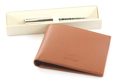 A Rolex ballpoint pen, 13cm long and a Rolex wallet, each cased. (2) - 3