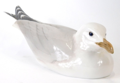 A 20thc Royal Copenhagen Danish porcelain seagull, number 635, marked beneath, 29cm wide. - 3