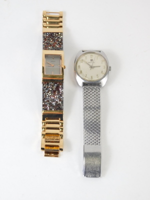 A gentleman's Zenith automatic wristwatch, with 3cm wide shaped dial and textured bracelet and a ladies Seksy fashion watch. (2) - 4