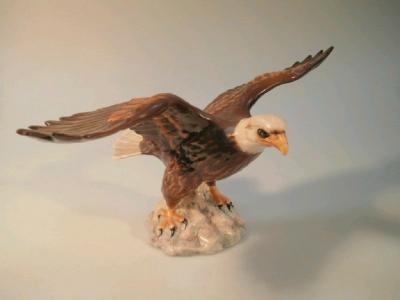 A Beswick model of a Bald Eagle