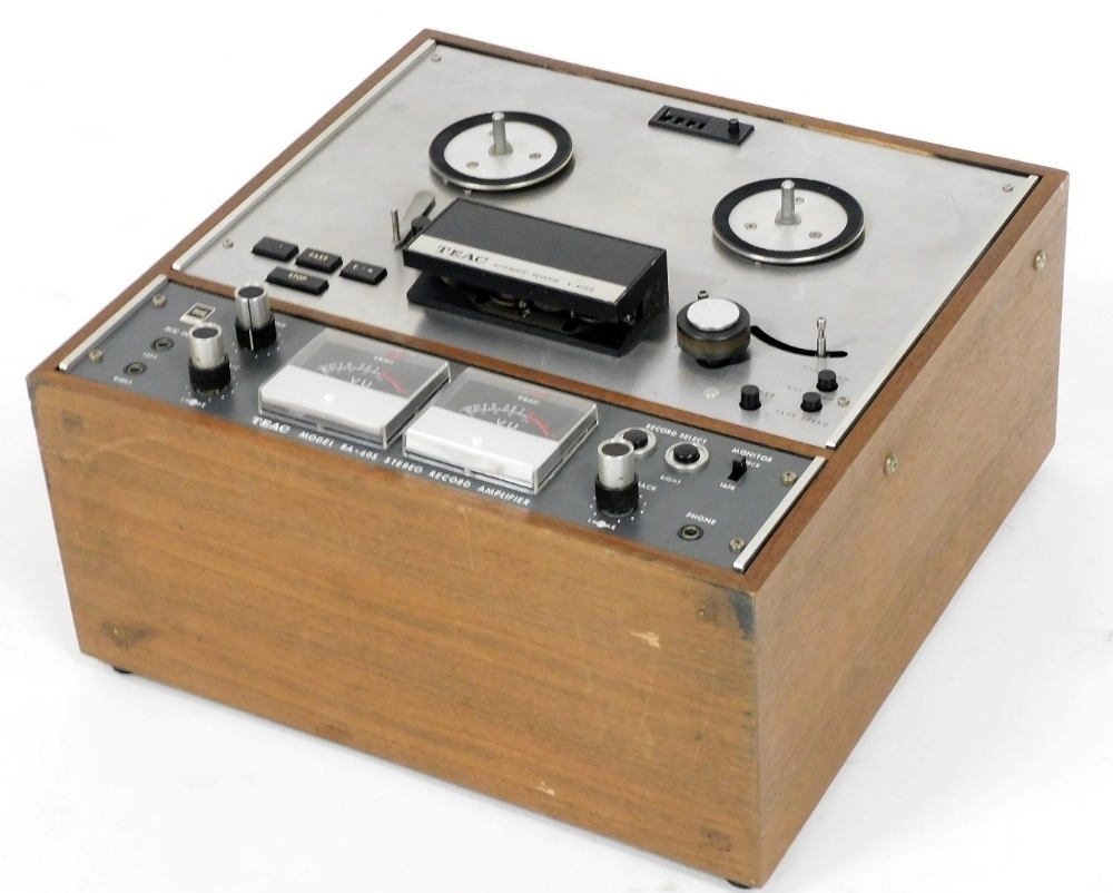 A Teac automatic reverse A-40105 reel to reel tape machine. (AF)