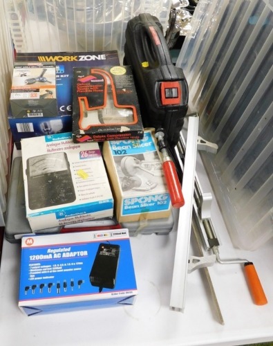 Various tools, etc., to include rotary tools, a Powerfix right angle drill attachment, 1200MA AC adaptor, a Workzone spot blaster kit, bean slicer, etc. (a quantity)