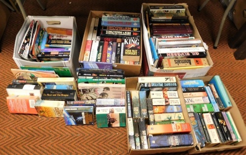 Various books, fiction, non fiction, to include Shakespeare (William) Tragedies volume two, modern paperbacks, Great American Pin Up, Treasures In Your Home, Town Tours in Britain, etc. (contents under one table)