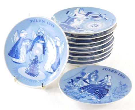 Various Porsgrund Norwegian pottery Christmas plates, to include Julen 1972, 1970, 1971, 1969, etc., printed marks beneath. (10)