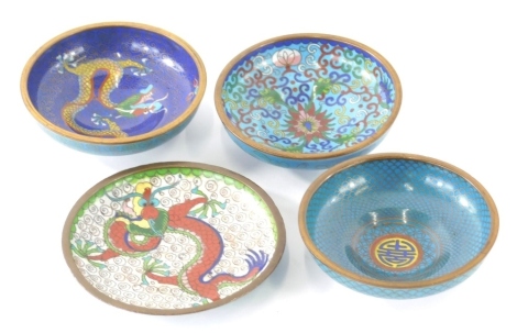 Various Chinese cloisonne dishes, 9cm diameter, to include one in blue with yellow and blue centre. (a quantity)