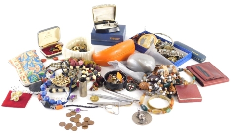 Various costume jewellery and effects, beads, necklaces, etc., elaborate earrings, 4cm high, necklaces, watch faces, etc. (a quantity)