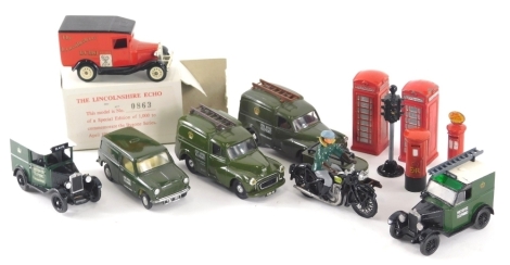 Various die cast vehicles, Spot On Tri-ang Morris Mini van, 3cm high, various other, Corgi, etc., other items, limited edition, boxed, Lincolnshire Echo, bygones series, miniature red telephone boxes, etc. (a quantity)