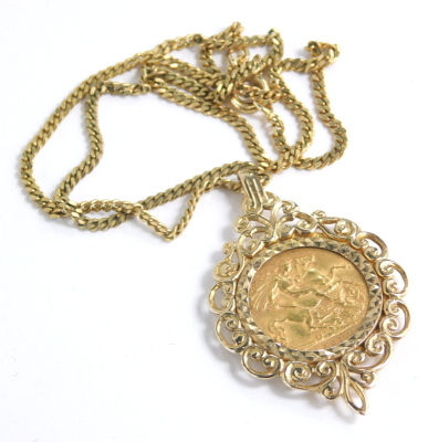 A George V gold half sovereign pendant, 1912, in scroll setting, attached to a slender link chain marked 9K, 36cm long, 13g all in. - 3