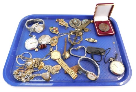 A group of costume jewellery and effects, Combat pocket watch, two Citizen gent's wristwatches, Pulsar wristwatch, brooches, etc. (1 tray)